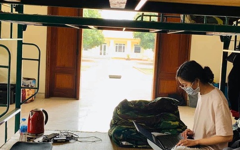 Du học sinh có thể học đại học trong nước và lấy bằng quốc tế