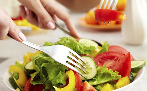 Hiểu rõ về thực phẩm nhưng một đầu bếp chuyên nghiệp vẫn bị tiểu đường, những gì cô làm sau vài giờ đọc báo và xem video đã khiến bác sĩ cũng phải kinh ngạc