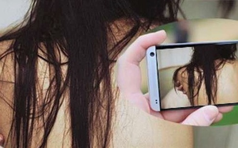 Dùng hình ảnh nhạy cảm đe dọa, tống tình