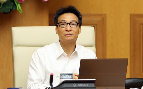 Phó Thủ tướng: Các địa phương, đặc biệt thành phố lớn, phải tăng cường siết chặt biện pháp phòng chống dịch COVID-19