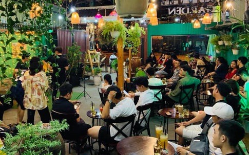 Bỏ công việc ổn định mức lương cao bao người mơ ước, cô gái 8x tằn tiện 10K ăn hai bữa thành bà chủ chuỗi cafe doanh thu hơn 200 triệu/tháng