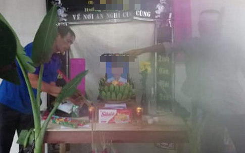Hà Tĩnh: Đi cắt cỏ, người phụ nữ bị rắn độc cắn tử vong