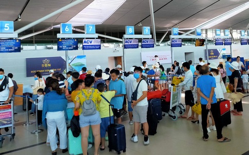 Miễn phí thay đổi chuyến bay, giờ bay, hành trình mọi chuyến bay nội địa