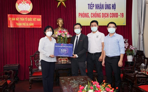 Lazada trao tặng 10.000 bộ trang phục bảo hộ y tế cho Đà Nẵng, chung tay cùng bộ y tế đẩy lùi dịch covid-19 ở Việt Nam