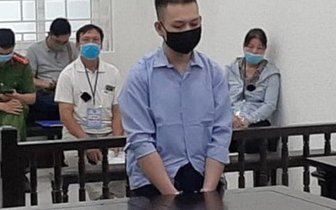 Tuyên án thanh niên mang son và dao cho người yêu cũ "chọn"