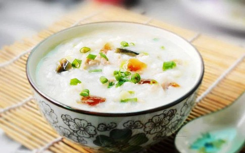 Đi bộ nhiều, uống thật nhiều nước... Bạn nghĩ rằng mình đang giữ gìn sức khỏe, nhưng thực ra là đẩy tính mạng của mình vào nguy hiểm nếu làm không đúng
