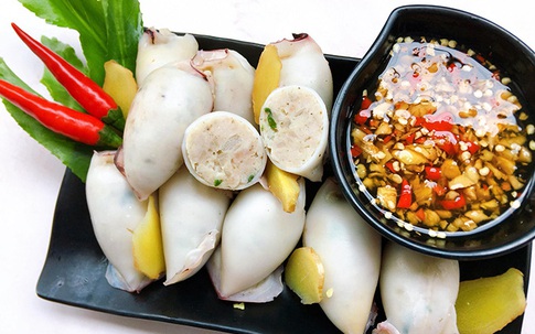 Mực nhồi cá hấp gừng