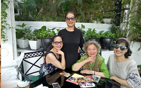 Trải lòng hiếm hoi về chuyện gia đình của NSND Lê Khanh