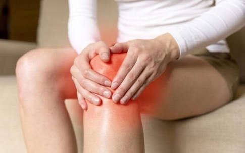 Phụ nữ sau tuổi 35 mà thấy có dù chỉ 1 trong 5 dấu hiệu này ở phần thân dưới thì tức là đang già đi trông thấy