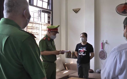 Bắt khẩn cấp 2 'nữ quái' làm giả sổ đỏ, chiếm đoạt 3,5 tỷ đồng