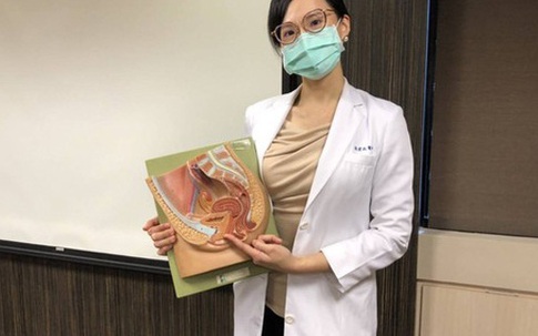 Người phụ nữ gặp tình trạng đi tiểu nhiều lần, mất hứng thú tình dục, bác sĩ chỉ ra nguyên nhân do tập squat