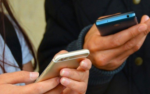 4 thói quen sử dụng smartphone bạn cần phải bỏ gấp