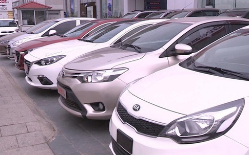 Ngân hàng rao bán loạt ôtô xiết nợ, dân mua lo sợ khi xuống tiền