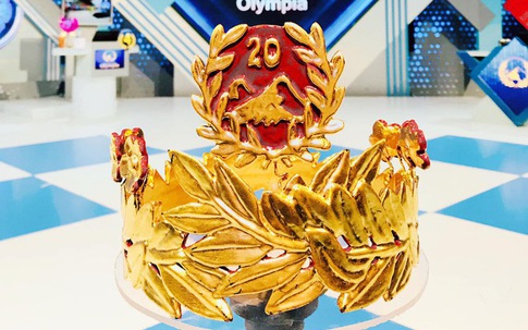 Danh tính bất ngờ của người làm vòng nguyệt quế mạ vàng đặc biệt nhất trong lịch sử Olympia