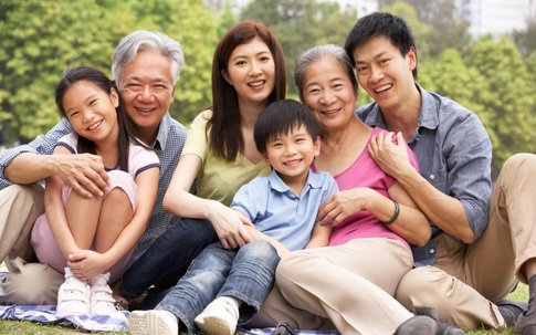 Những lưu ý khi chăm sóc người cao tuổi tại gia đình