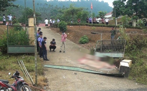 Thủ tướng gửi công điện chia buồn tới gia đình các cháu bé tử vong vì đổ cổng trường ở Lào Cai