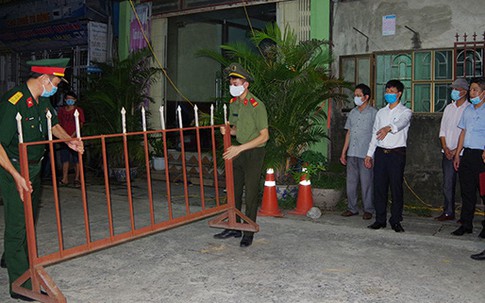Kết thúc cách ly khu dân cư của nam thanh niên mắc COVID-19 khi vừa sang Hàn Quốc