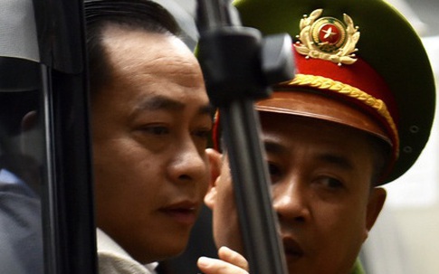 Vũ 'Nhôm' và 2 cựu chủ tịch Đà Nẵng hầu tòa tại Hà Nội