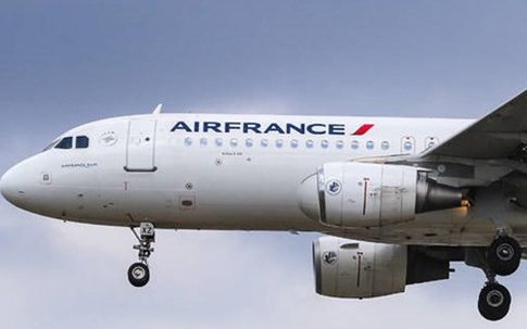 Phát hiện thi thể một trẻ em trong càng máy bay của Air France