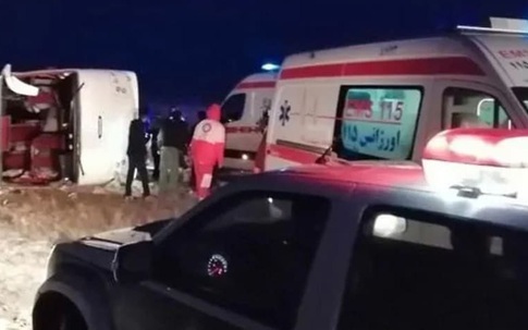 Tai nạn xe bus thảm khốc ở Iran, 19 người chết