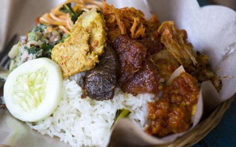 Lợn quay trứ danh ở Bali