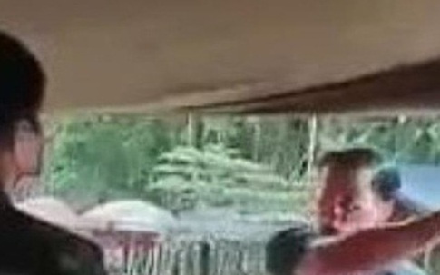 Phó chủ tịch HĐND văng tục, phản ứng chốt kiểm dịch Covid-19