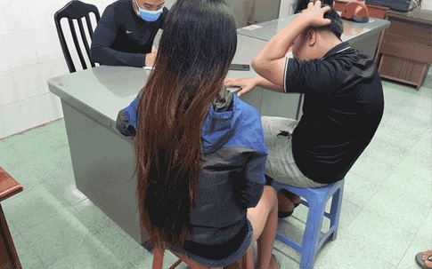 Trốn nhà đi 'đập đá' với bạn trai, cô gái mếu máo xin tha