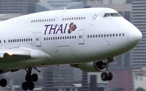 Chính phủ Thái Lan bán cổ phần cứu Thai Airways