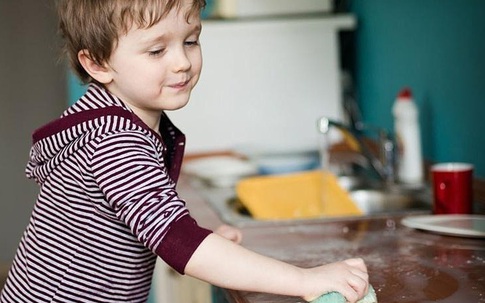 6 thói quen tốt cần rèn cho trẻ trước 8 tuổi