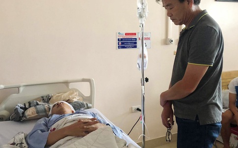 Tiền vệ Hải Huy được mổ ngay trong đêm