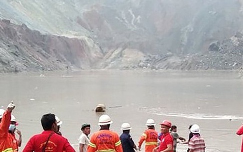 Sập mỏ ngọc bích ở Myanmar, 113 người chết