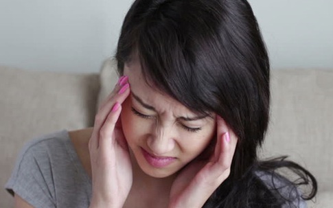 Đang mở cửa thì có 4 người hùng hổ xông tới hỏi tôi về một bức ảnh, tôi phát hoảng vì không ngờ em chồng lại gây ra chuyện tai hại này