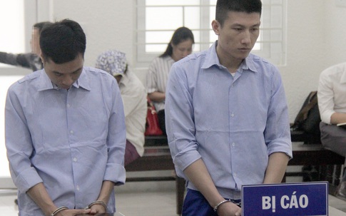 Bị cáo buộc nhận 150 triệu rồi thả tự do cho nghi phạm, 2 cựu công an phải ngồi tù