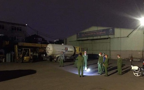 Hải Phòng: Bắt vụ sang chiết gas trái phép tại cảng Lê Quốc