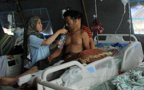 Nạn nhân vụ động đất ở Indonesia tăng lên 73 người