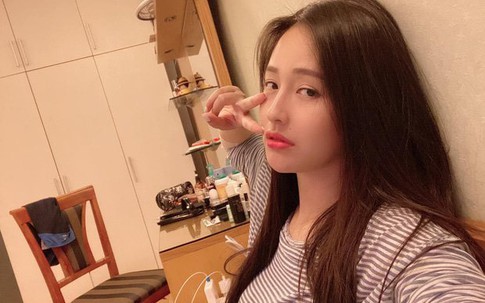 Ai cũng nghĩ nhà Hoa hậu Mai Phương Thúy sang chảnh, xa hoa, nhưng sự thật bất ngờ!