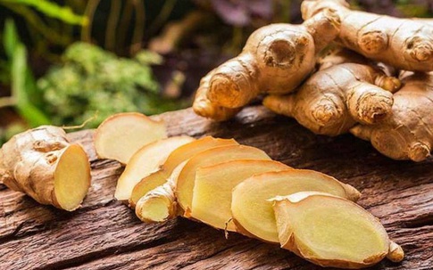 Phòng ho và chữa cảm lạnh: Chuyên gia 'bật mí' một mẹo hay chỉ cần bôi, không cần uống, cả người lớn lẫn trẻ nhỏ đều làm được