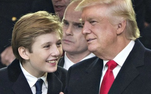 Những món quà xa xỉ Barron Trump từng được nhận