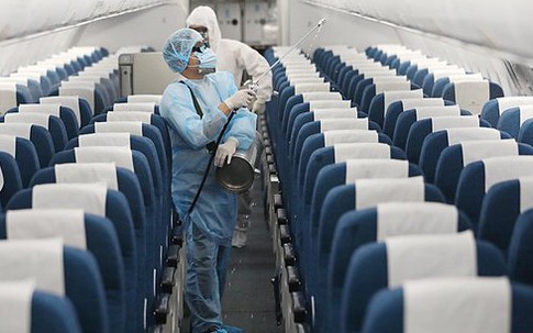11 người trên một chuyến bay từ Mỹ về Việt Nam ngày đầu năm mới mắc COVID-19