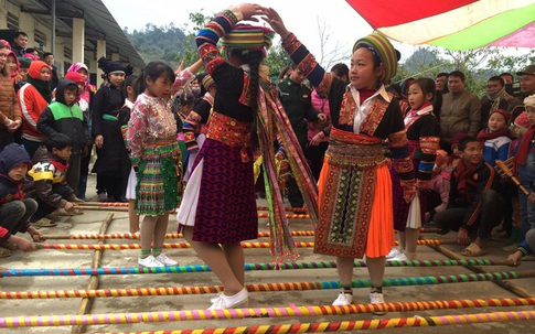 Những câu chuyện đón Tết xúc động của thầy cô vùng khó