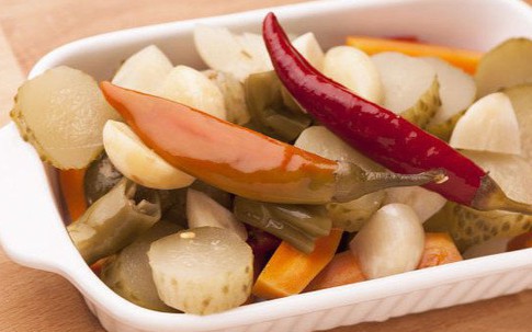 Cặp vợ chồng lần lượt qua đời vì nhồi máu não, bác sĩ cho biết là do hàng ngày ăn món này