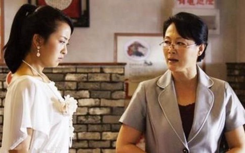 Tôi sợ tính đa nghi, suy diễn của mẹ chồng