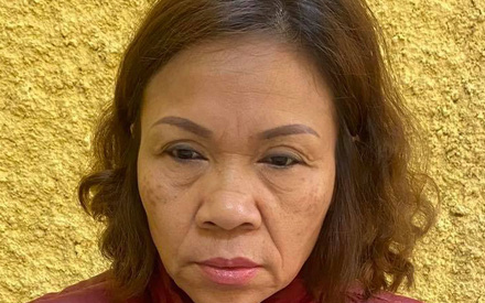 Mẹ gọi điện rủ con trai cùng đi ăn trộm