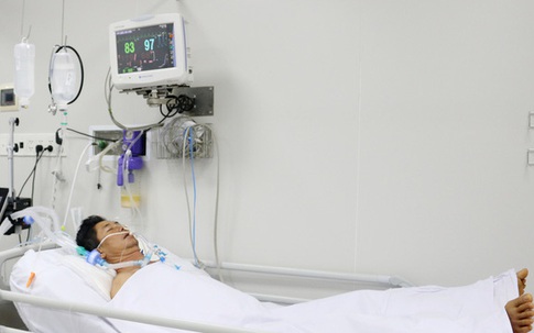 Một phụ nữ hôn mê sâu sau khi ăn bún riêu chay