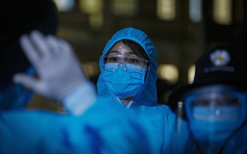 2 cô gái nhập cảnh trái phép mắc COVID-19, một người từng đi qua Hà Nội