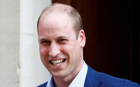 Hoàng tử William được chọn là 'chàng hói quyến rũ nhất thế giới'