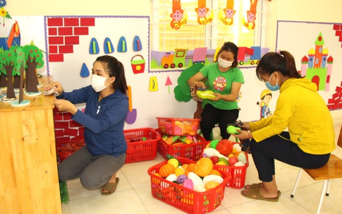 Niềm vui trước ngày trở lại trường học ở vùng dịch Hải Dương