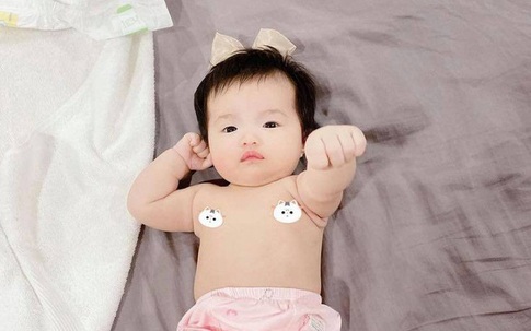 Hành động và biểu cảm ngộ nghĩnh của con gái Đông Nhi - Ông Cao Thắng khiến cộng đồng mạng "tan chảy"