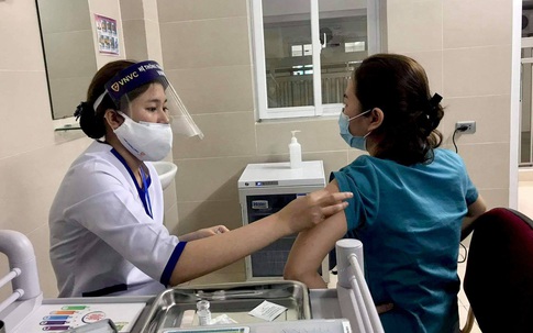 Sắp có thêm 50.000 liều vaccine COVID-19, Hà Nội mở rộng đối tượng được tiêm