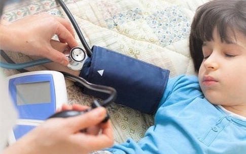 Những lý do bất ngờ trẻ mắc cao huyết áp, cha mẹ đọc xong cần điều chỉnh chế độ ăn uống cho con ngay